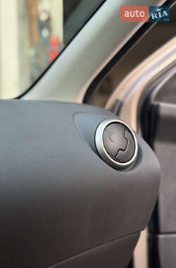Внедорожник / Кроссовер Nissan Qashqai 2009 в 