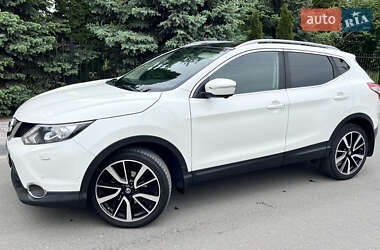 Внедорожник / Кроссовер Nissan Qashqai 2014 в 