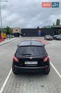 Внедорожник / Кроссовер Nissan Qashqai 2011 в 