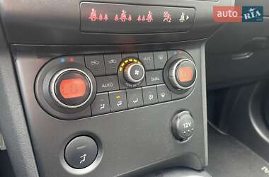 Позашляховик / Кросовер Nissan Qashqai 2007 в 