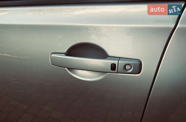 Внедорожник / Кроссовер Nissan Qashqai 2008 в 