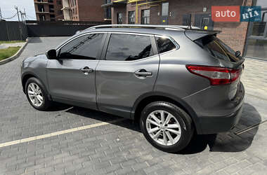 Внедорожник / Кроссовер Nissan Qashqai 2015 в 