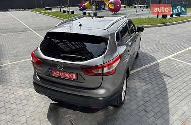 Внедорожник / Кроссовер Nissan Qashqai 2015 в 