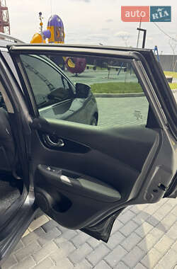 Внедорожник / Кроссовер Nissan Qashqai 2015 в 