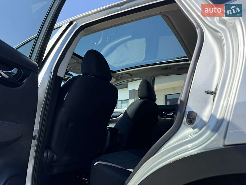 Позашляховик / Кросовер Nissan Qashqai 2016 в Рівному