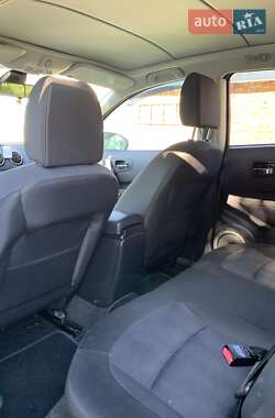 Внедорожник / Кроссовер Nissan Qashqai 2011 в 
