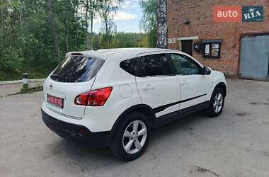 Позашляховик / Кросовер Nissan Qashqai 2009 в 
