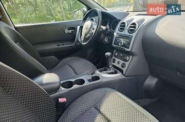 Позашляховик / Кросовер Nissan Qashqai 2009 в 