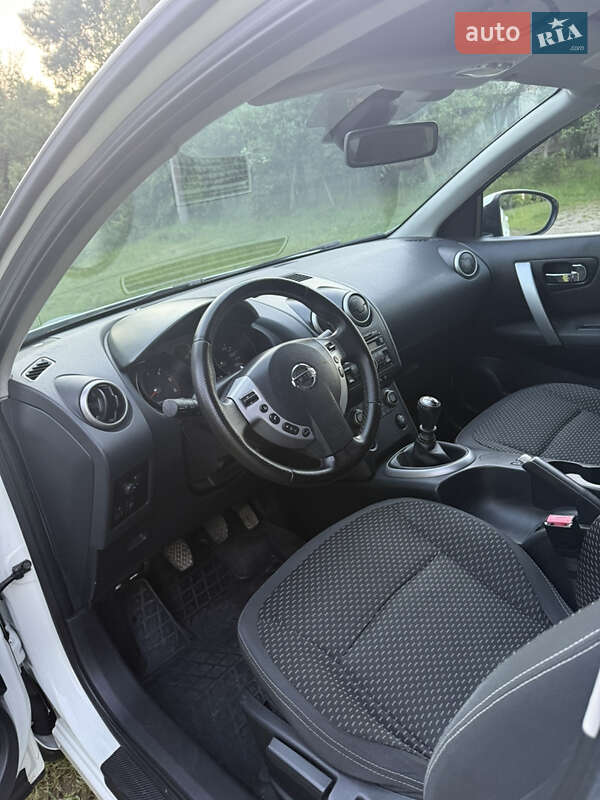 Внедорожник / Кроссовер Nissan Qashqai 2008 в Ивано-Франковске