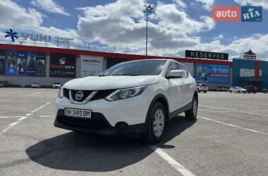 Внедорожник / Кроссовер Nissan Qashqai 2014 в 