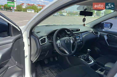 Внедорожник / Кроссовер Nissan Qashqai 2014 в 