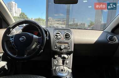 Позашляховик / Кросовер Nissan Qashqai 2007 в 