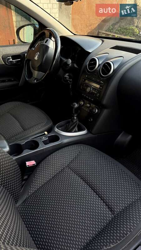 Позашляховик / Кросовер Nissan Qashqai 2008 в Кривому Розі