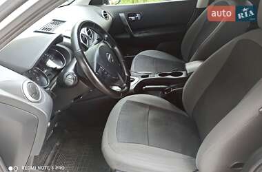 Внедорожник / Кроссовер Nissan Qashqai 2013 в 