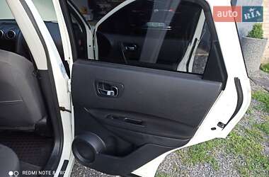 Внедорожник / Кроссовер Nissan Qashqai 2013 в 