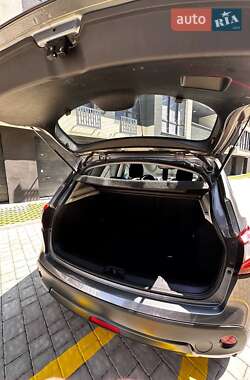 Позашляховик / Кросовер Nissan Qashqai 2012 в 