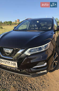 Внедорожник / Кроссовер Nissan Qashqai 2017 в 