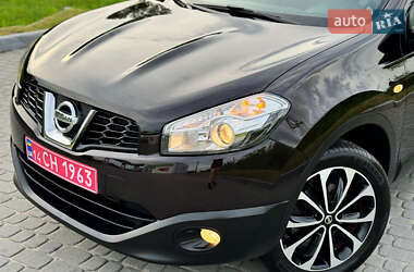 Внедорожник / Кроссовер Nissan Qashqai 2012 в 