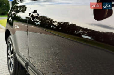 Внедорожник / Кроссовер Nissan Qashqai 2012 в 