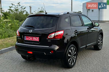Внедорожник / Кроссовер Nissan Qashqai 2012 в 