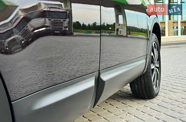 Внедорожник / Кроссовер Nissan Qashqai 2012 в 