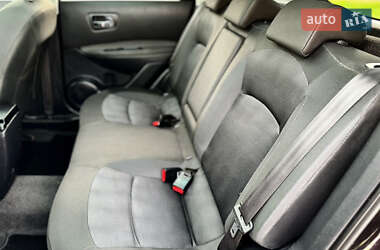 Внедорожник / Кроссовер Nissan Qashqai 2012 в 
