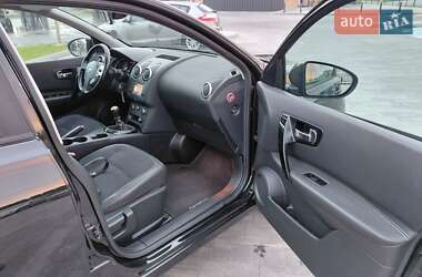 Позашляховик / Кросовер Nissan Qashqai 2013 в 