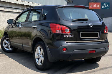Внедорожник / Кроссовер Nissan Qashqai 2007 в 