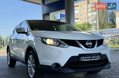 Внедорожник / Кроссовер Nissan Qashqai 2014 в Николаеве