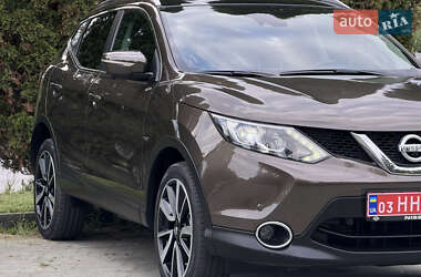 Позашляховик / Кросовер Nissan Qashqai 2014 в 