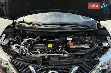 Позашляховик / Кросовер Nissan Qashqai 2014 в 