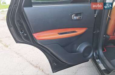 Позашляховик / Кросовер Nissan Qashqai 2009 в 