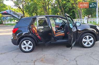 Позашляховик / Кросовер Nissan Qashqai 2009 в 