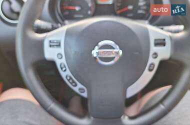 Позашляховик / Кросовер Nissan Qashqai 2009 в 