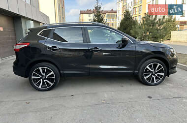Внедорожник / Кроссовер Nissan Qashqai 2017 в 
