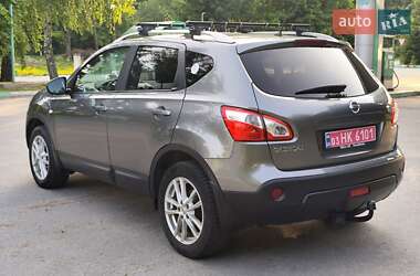 Внедорожник / Кроссовер Nissan Qashqai 2011 в 