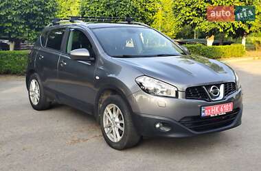 Внедорожник / Кроссовер Nissan Qashqai 2011 в 