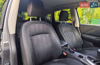 Внедорожник / Кроссовер Nissan Qashqai 2011 в 