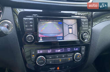 Внедорожник / Кроссовер Nissan Qashqai 2014 в 