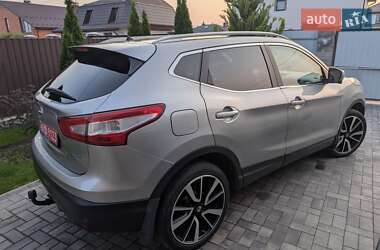 Внедорожник / Кроссовер Nissan Qashqai 2015 в 