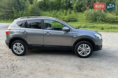 Внедорожник / Кроссовер Nissan Qashqai 2013 в 