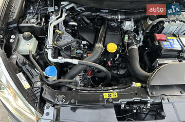 Внедорожник / Кроссовер Nissan Qashqai 2013 в 