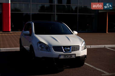 Внедорожник / Кроссовер Nissan Qashqai 2009 в 