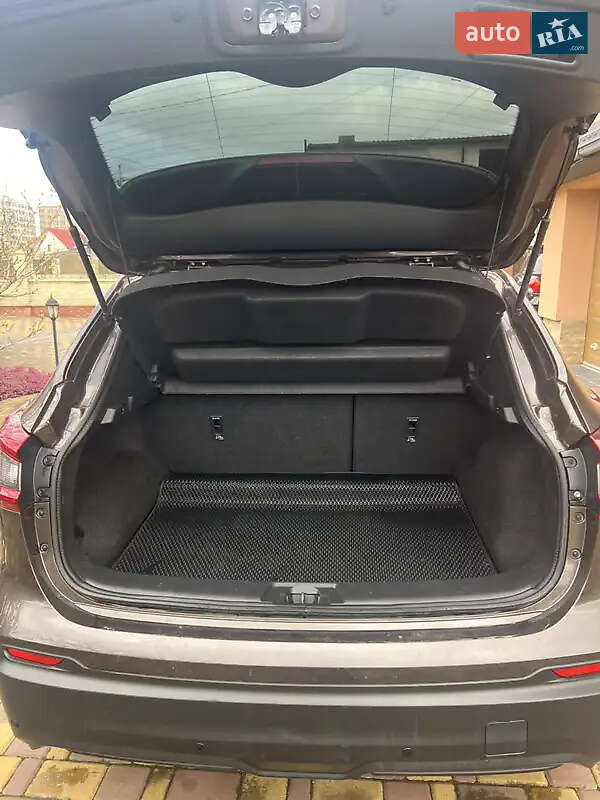 Внедорожник / Кроссовер Nissan Qashqai 2018 в Ивано-Франковске