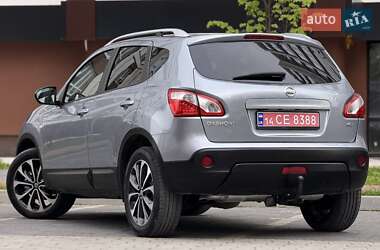 Внедорожник / Кроссовер Nissan Qashqai 2010 в 