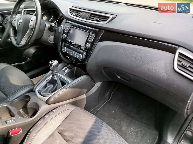 Внедорожник / Кроссовер Nissan Qashqai 2016 в Красилове