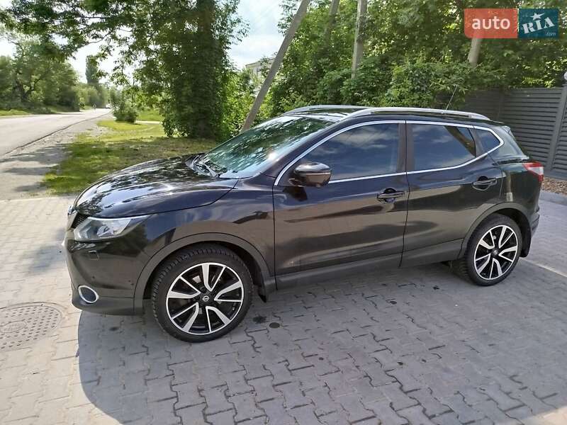 Внедорожник / Кроссовер Nissan Qashqai 2016 в Красилове