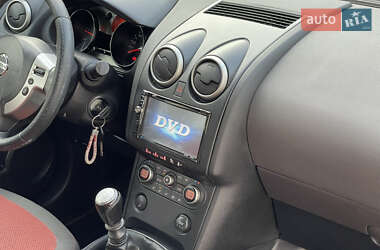 Внедорожник / Кроссовер Nissan Qashqai 2008 в 