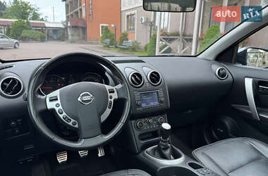 Внедорожник / Кроссовер Nissan Qashqai 2011 в 