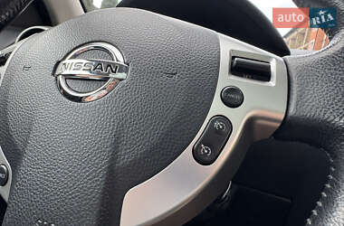 Внедорожник / Кроссовер Nissan Qashqai 2011 в 